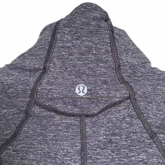 Lululemon Run Dash Pullover Half Zip Jacket size 2 - Picture 8 of 10